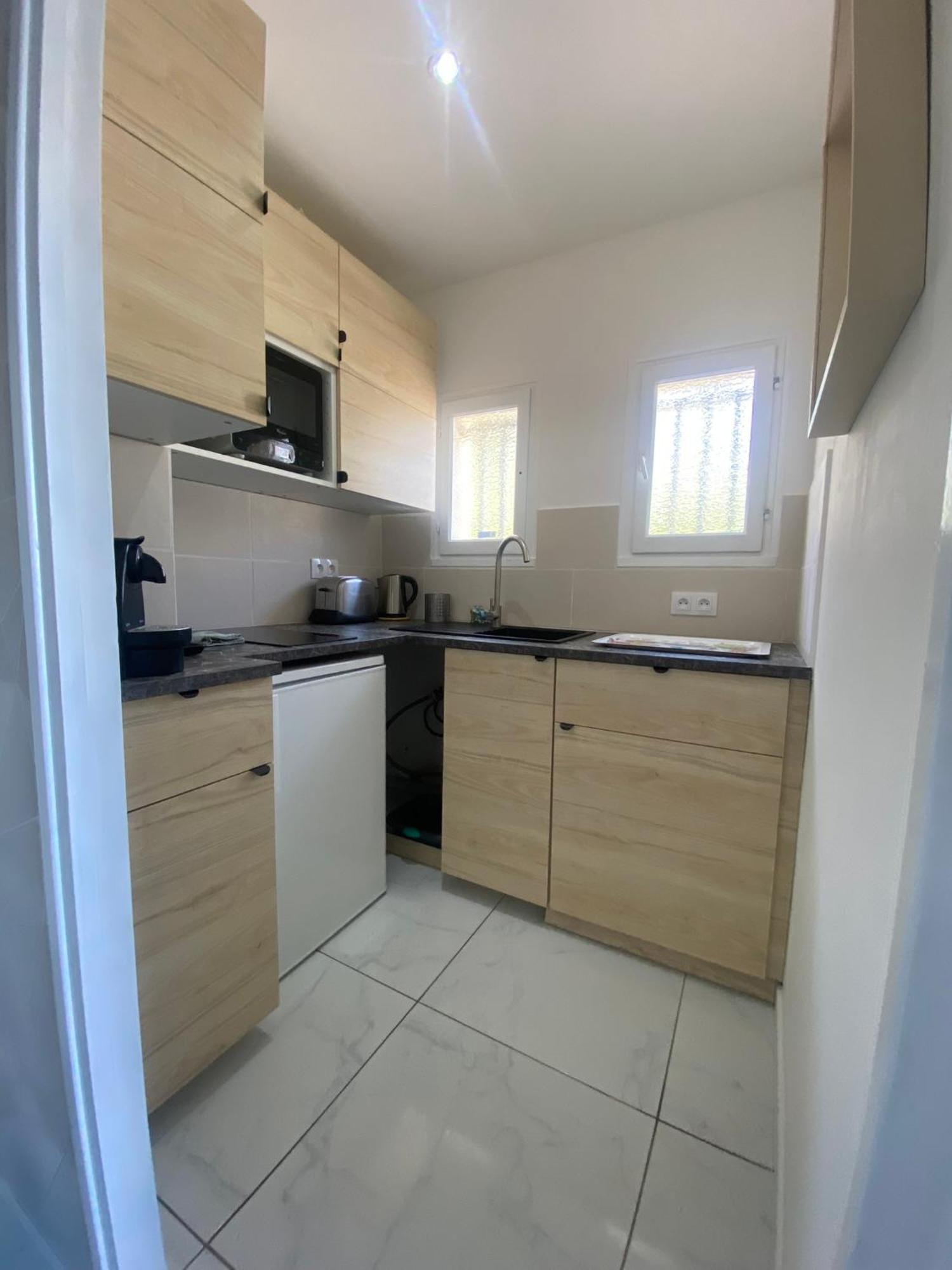 Appartement Cosy A Sanary Plage De Portissol-Climatise-Parking Prive מראה חיצוני תמונה
